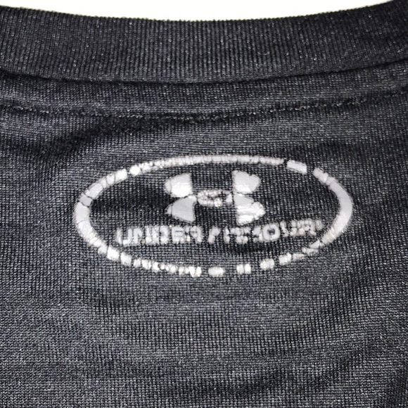 2 Under Armour Heat Gear Tees - Picture 10 of 11
